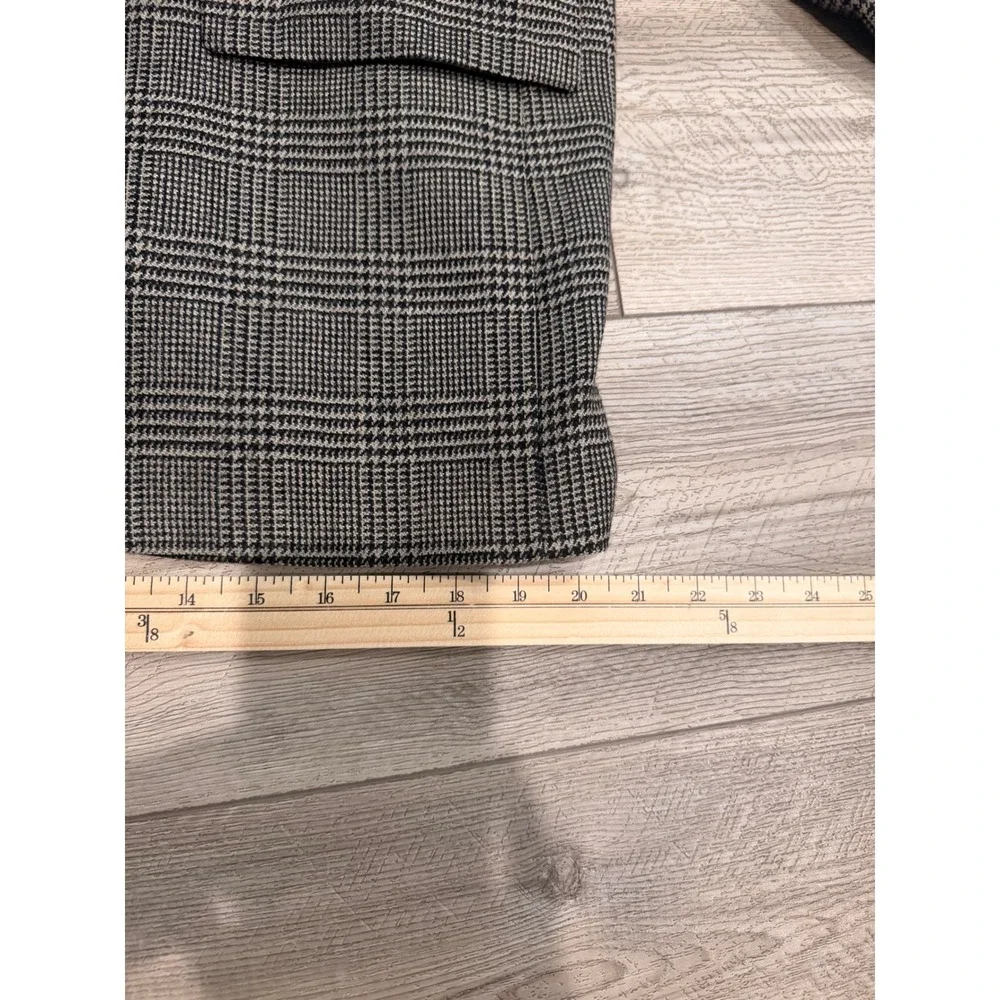 Mens Chaps Ralph Lauren Grey Plaid Two Button Blazer Notched Lapel Sport Coat